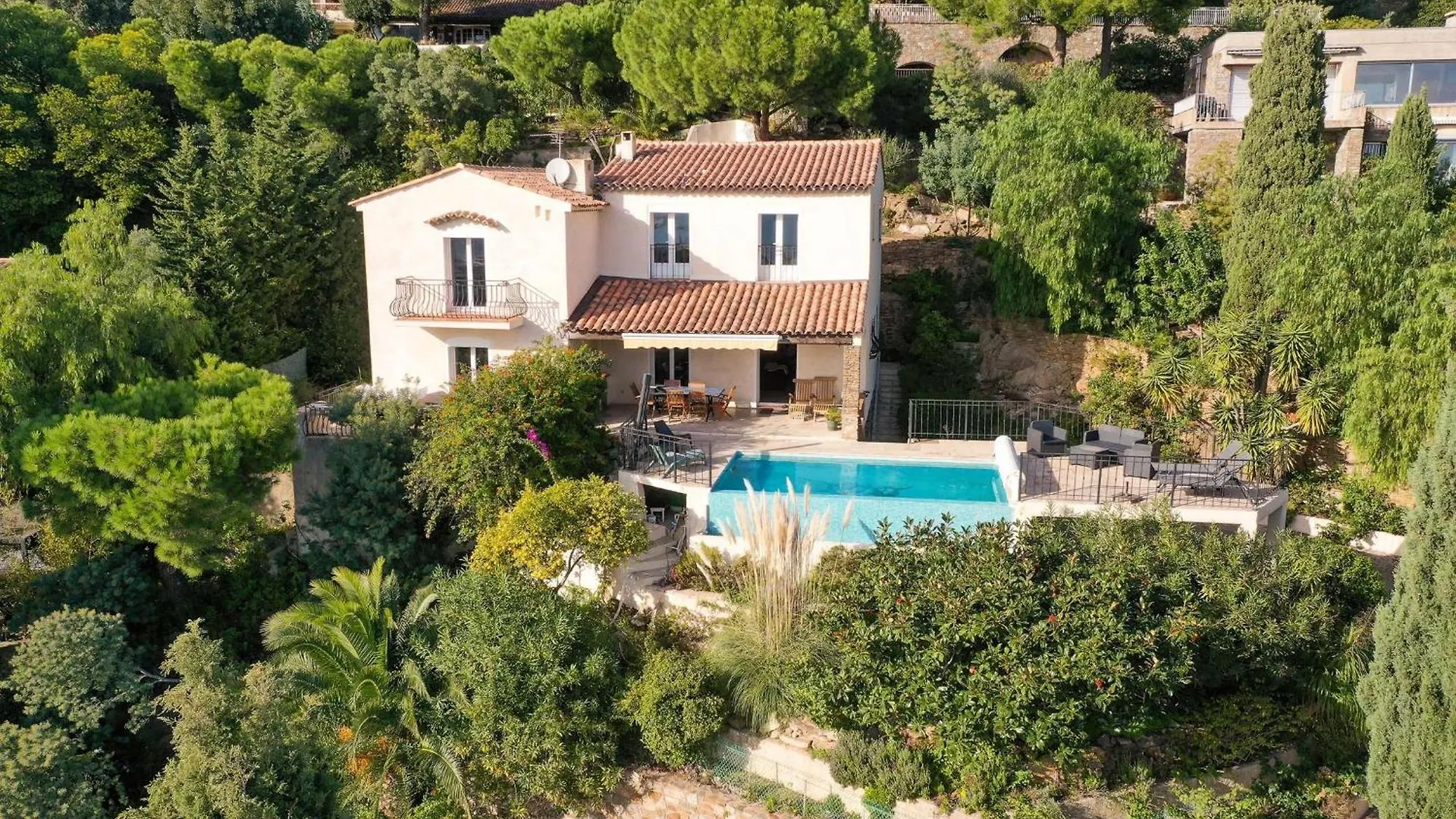 Select'Sohome - Magnifique Villa Pour 10 Personnes Avec Piscine A Debordement Et Vue Sur La Mer ! - Villa Pavillou Le Lavandou