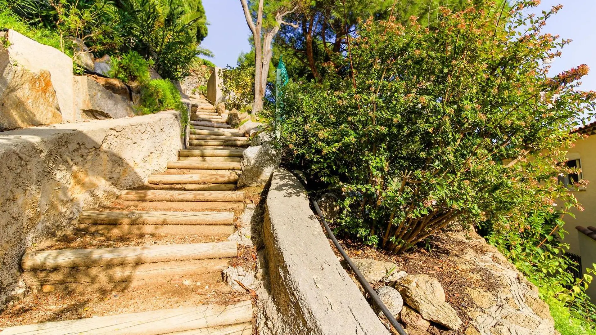 Select'Sohome - Magnifique Villa Pour 10 Personnes Avec Piscine A Debordement Et Vue Sur La Mer ! - Villa Pavillou Le Lavandou
